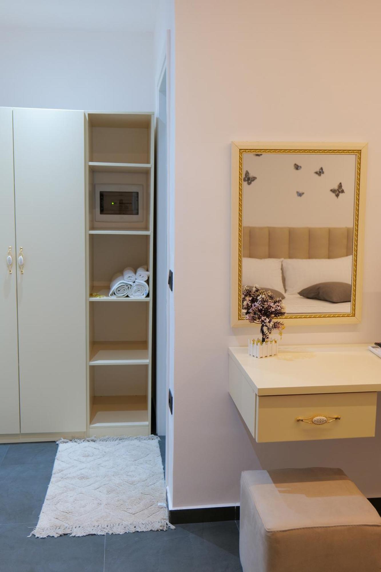 Hotel Celaj Vlorë Εξωτερικό φωτογραφία