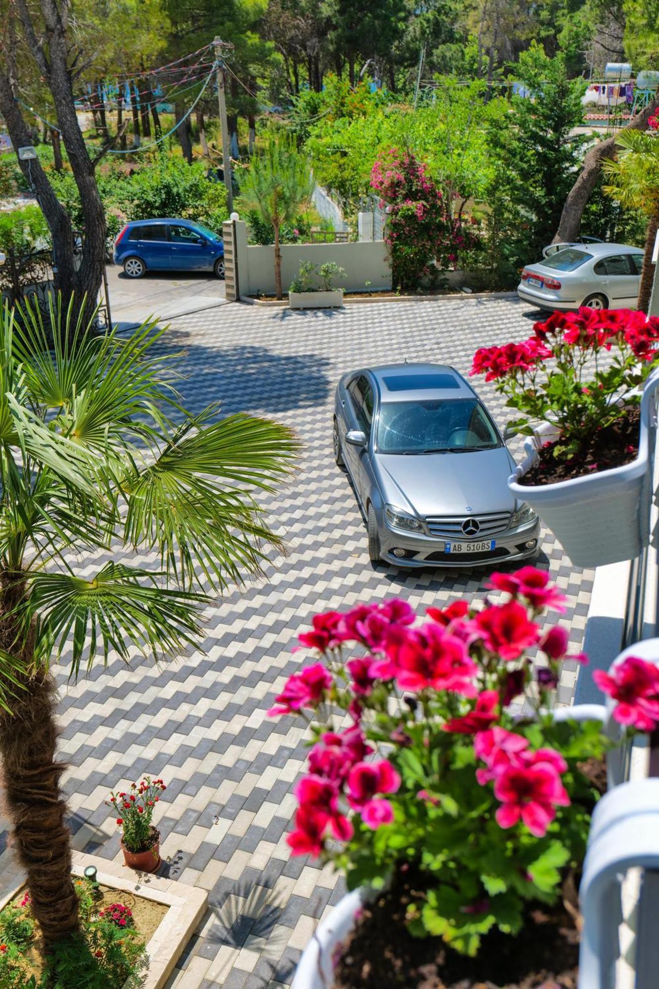 Hotel Celaj Vlorë Εξωτερικό φωτογραφία