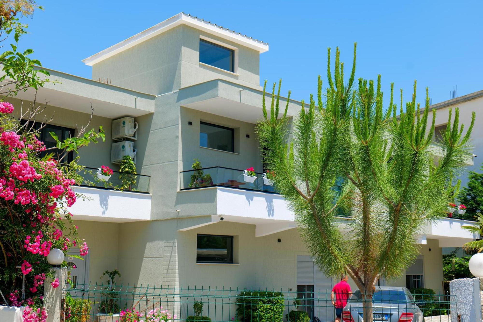 Hotel Celaj Vlorë Εξωτερικό φωτογραφία