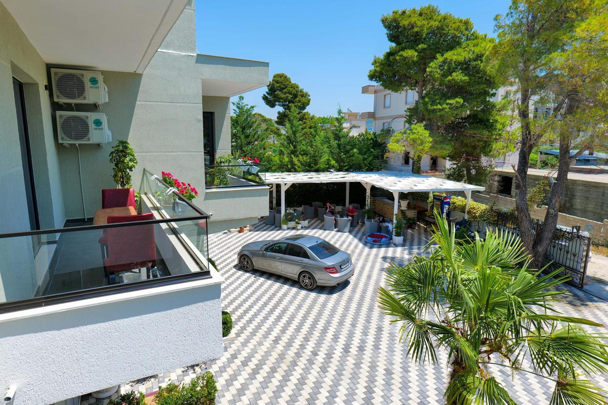 Hotel Celaj Vlorë Εξωτερικό φωτογραφία